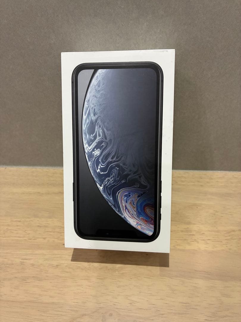 iPhone XR 128GB ブラック　本体　箱付き　初期化済み
