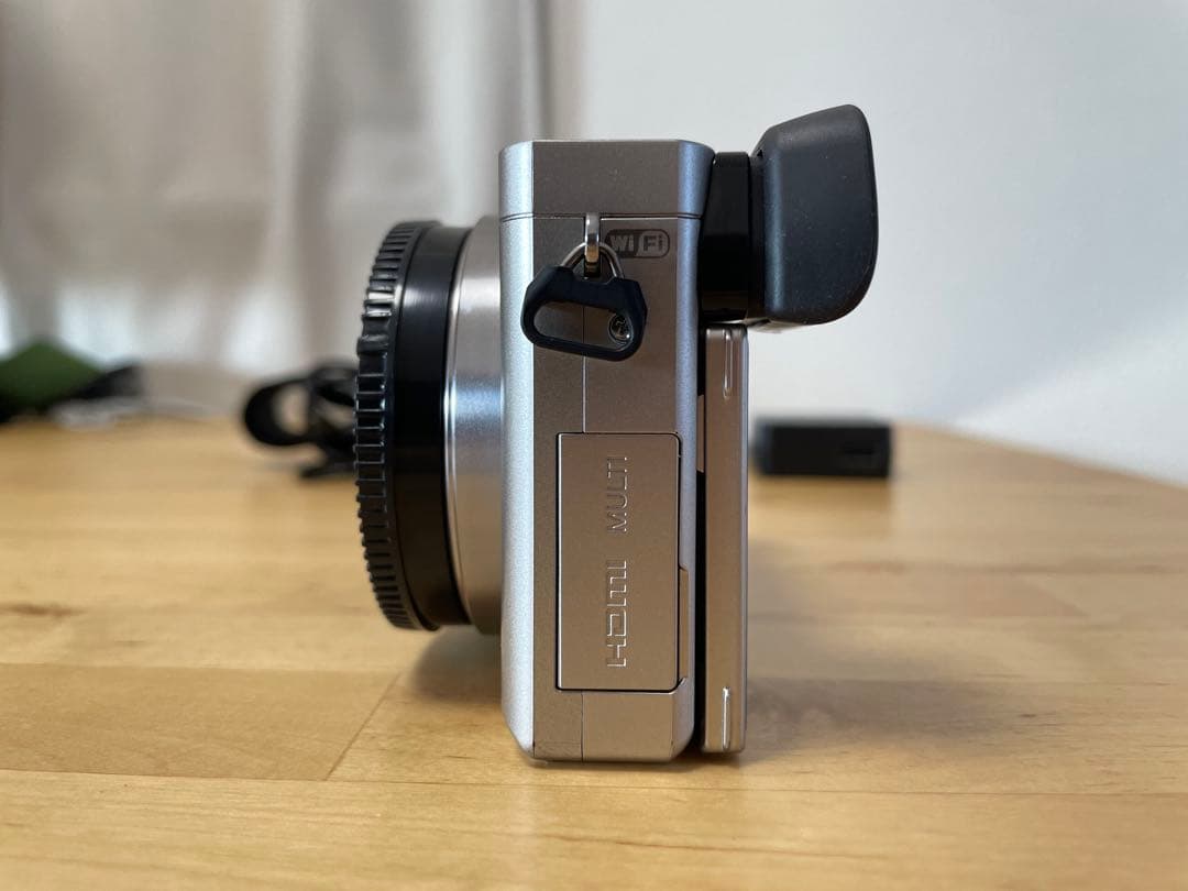 SONY α6000 シルバー 本体と付属品