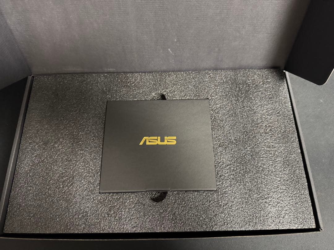 グラフィックボード・グラボ・ビデオカード ASUS RADEON RX9070 OC 16GB