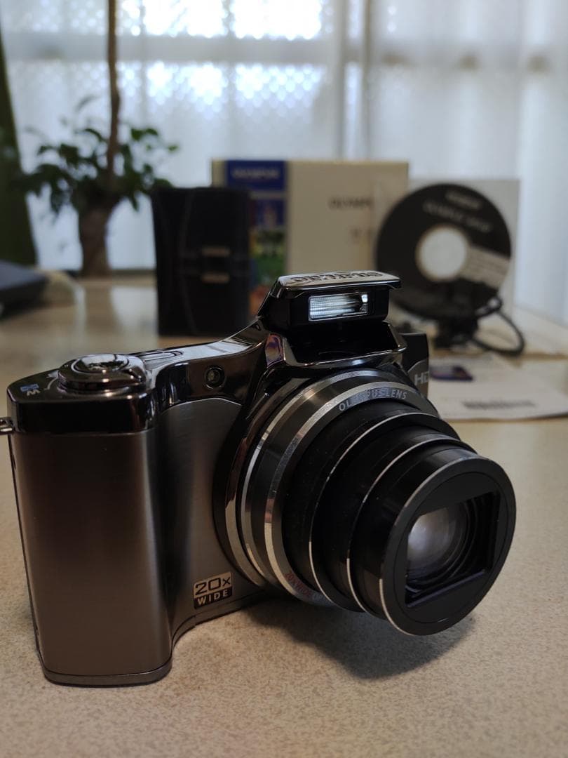 OLYMPUS SZ-11 デジタルカメラ SDカード　カメラケース付き