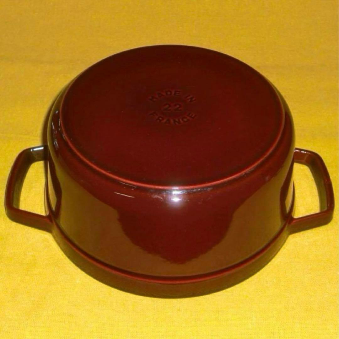 早い者勝ち‼️ストウブが美しすぎて‼️ピコココット22cm 両手鍋 ホーロー鍋 鉄鍋
