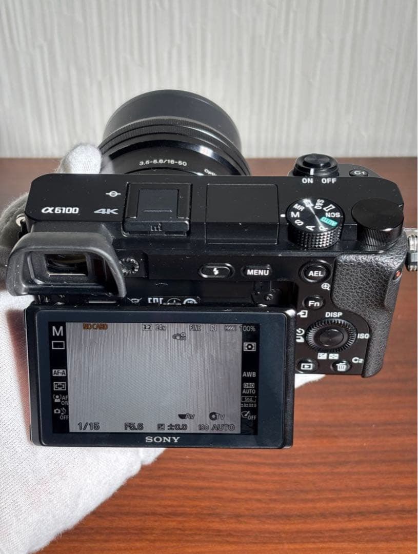 SONY α6100 標準ズームレンズセットSDカード・充電器付