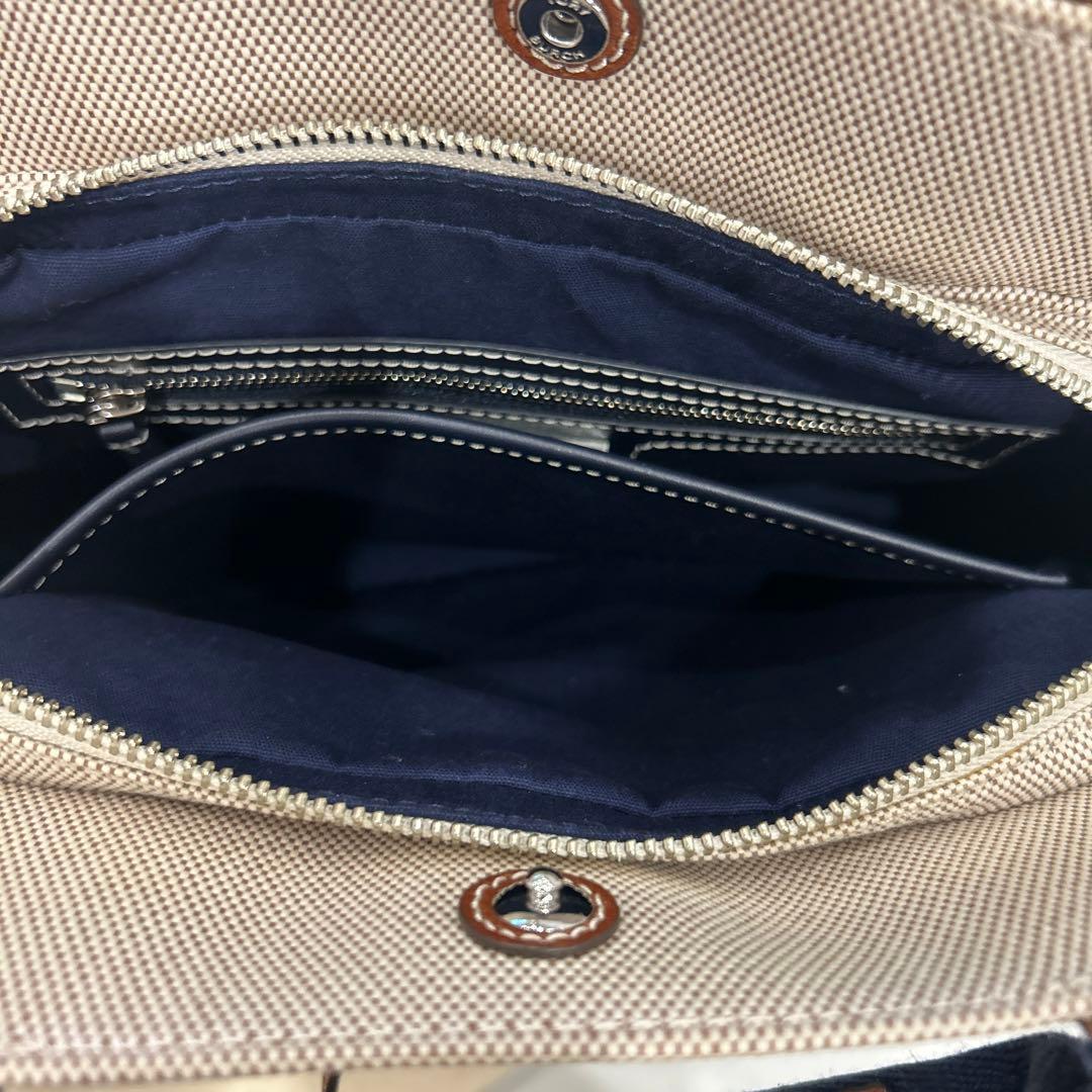 美品　トリバーチバッグ