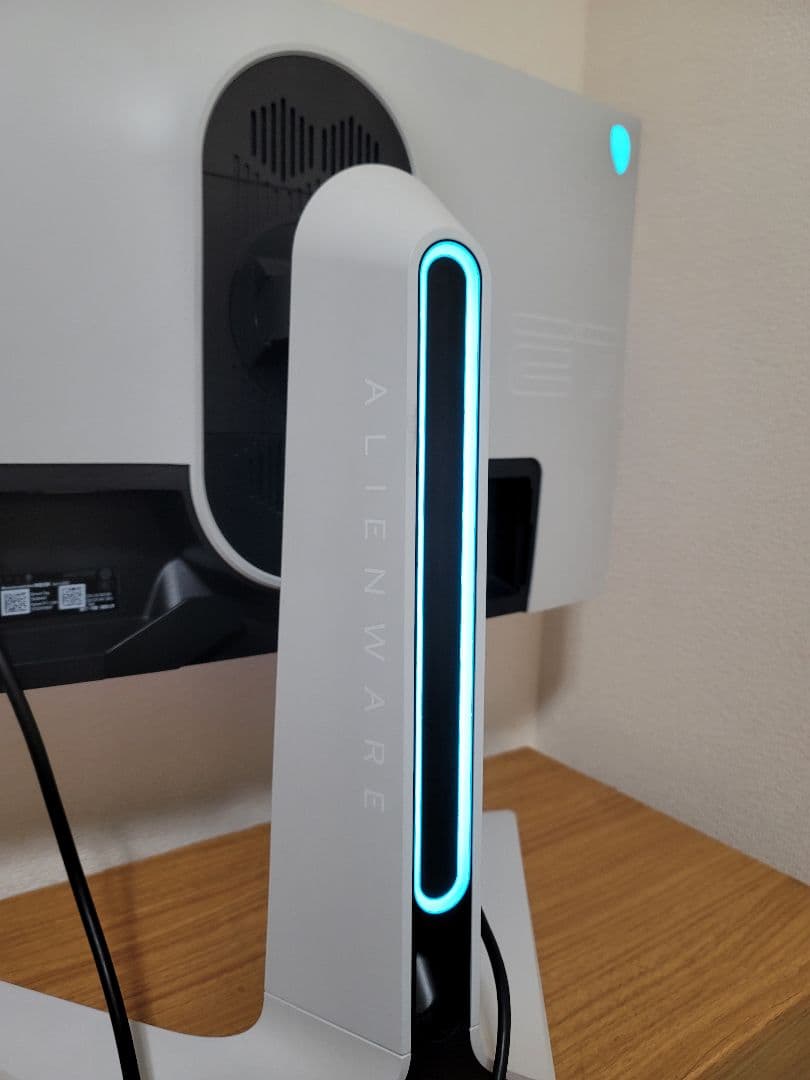 まっくす　Dell ALIENWARE AW2720HF 27インチ