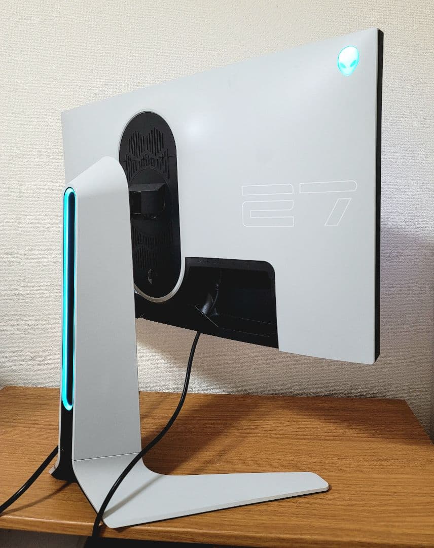 まっくす　Dell ALIENWARE AW2720HF 27インチ