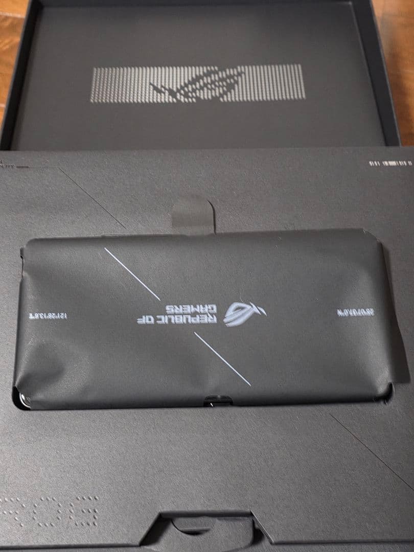 ASUS ROG Phone 9 Pro 512G グローバル版SIMフリー