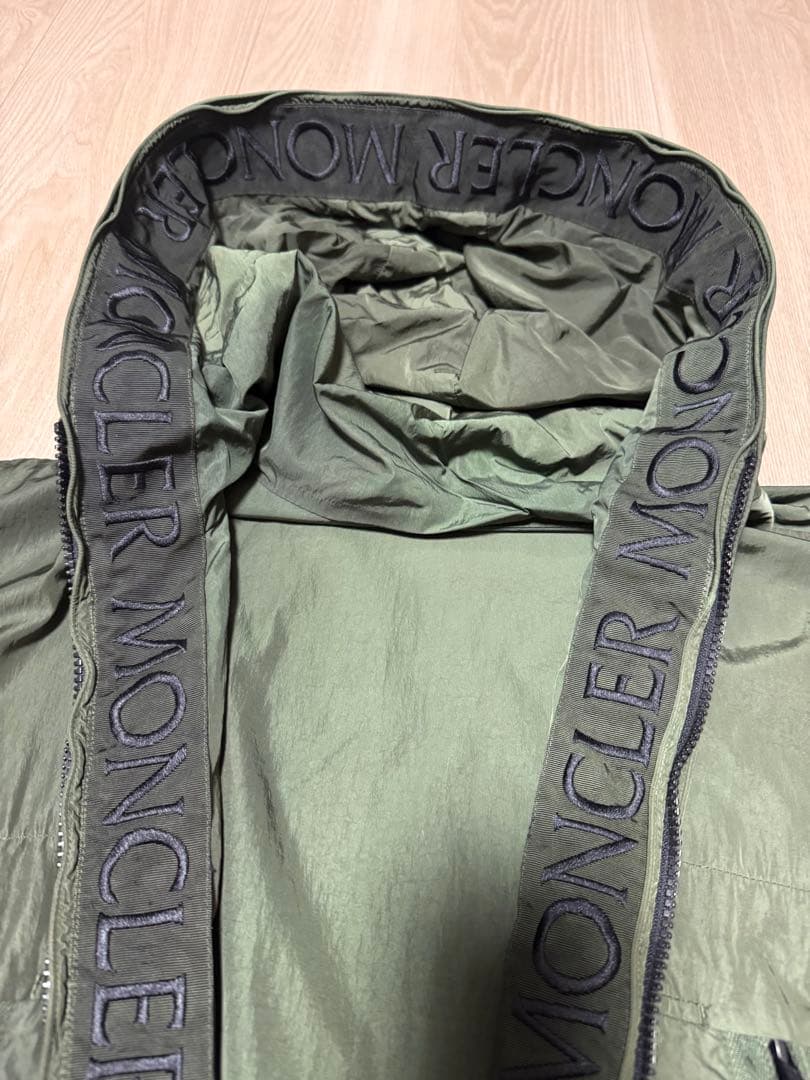 美品⭐︎MONCLER モンクレール　ナイロンジャケット　フーデイー2