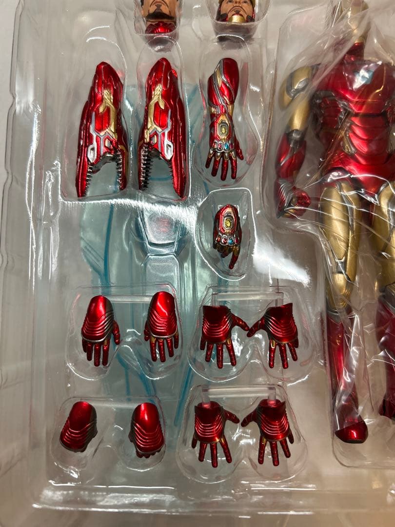 新品　MAFEX マフェックス　アイアンマン マーク85 エンドゲーム