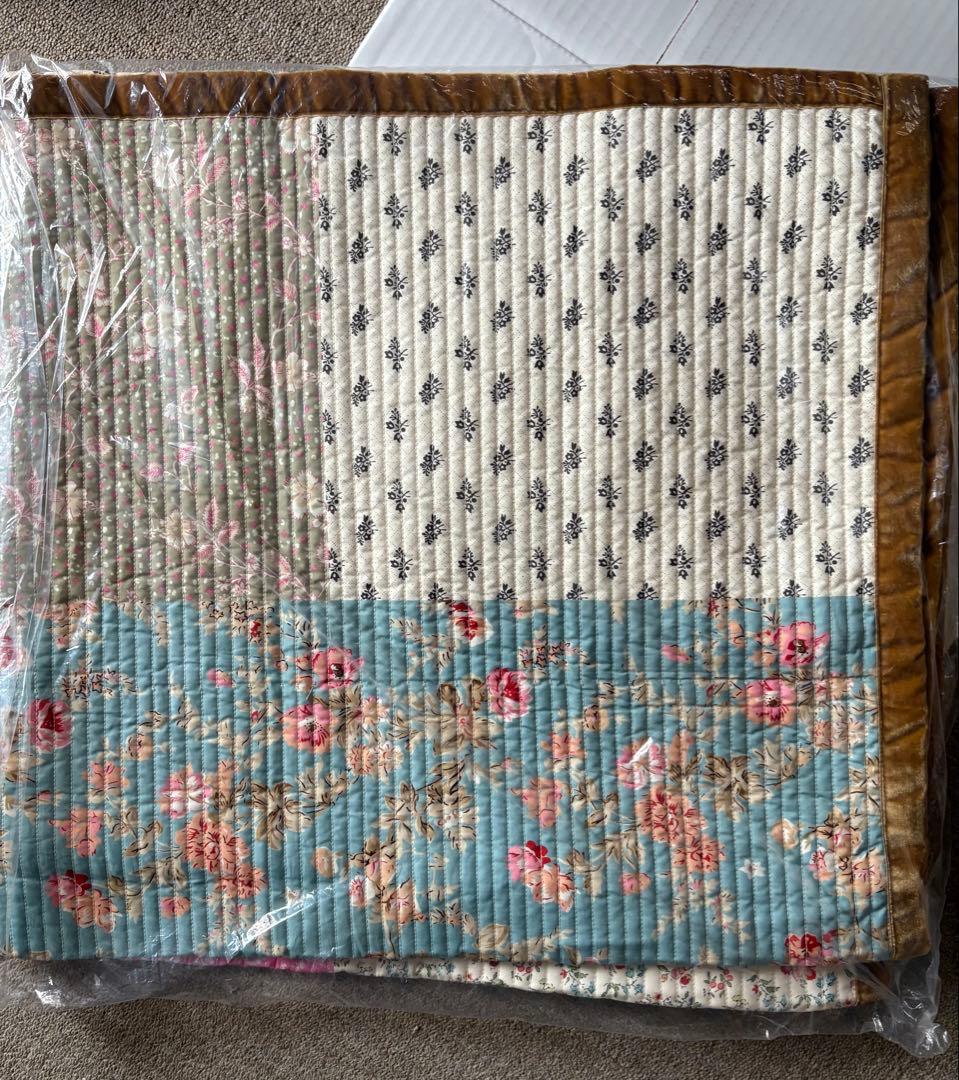 新品、キルティングマット、最終価格‼️未開封です‼️