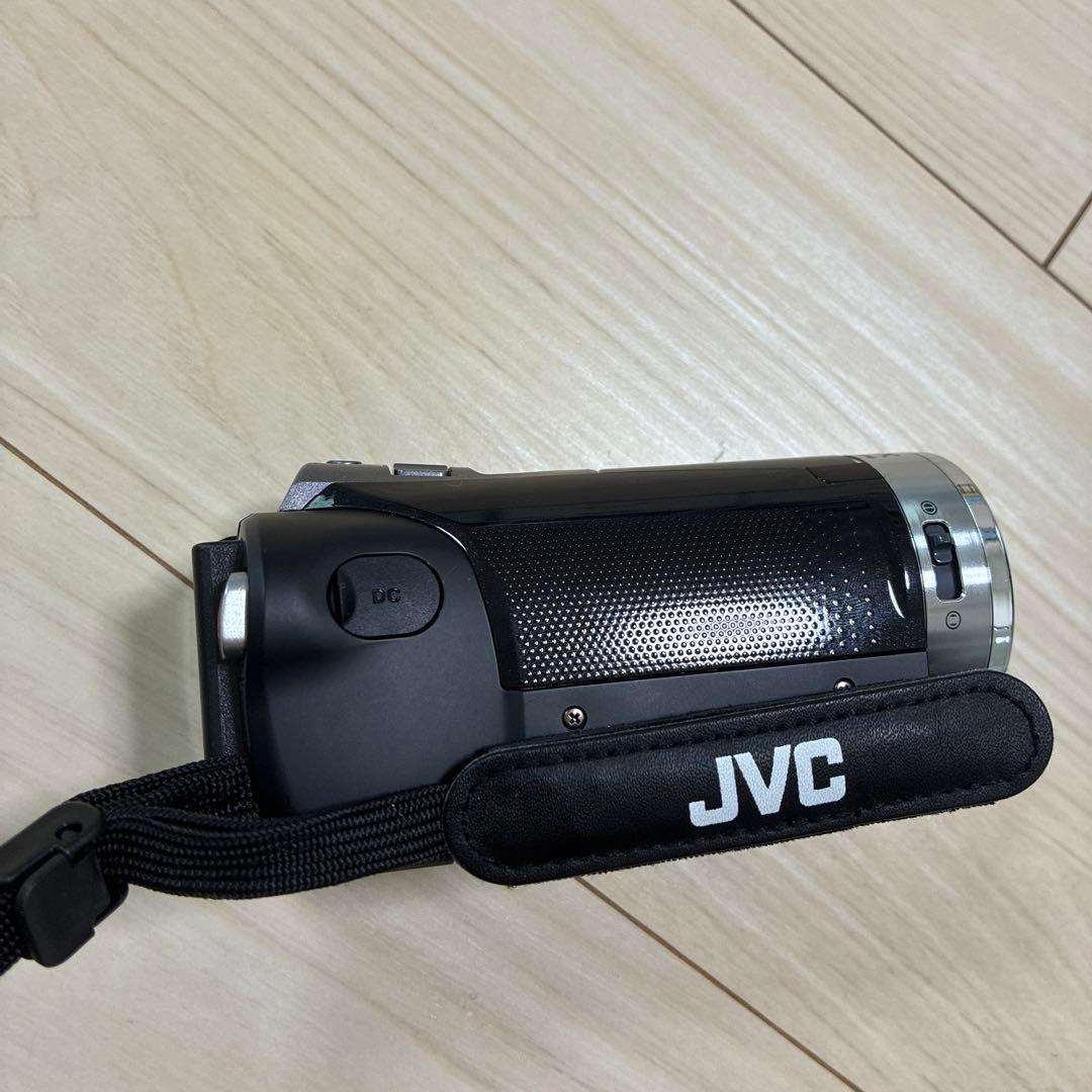 JVC Everio FULL HD ビデオカメラ 本体　GZ-HM133