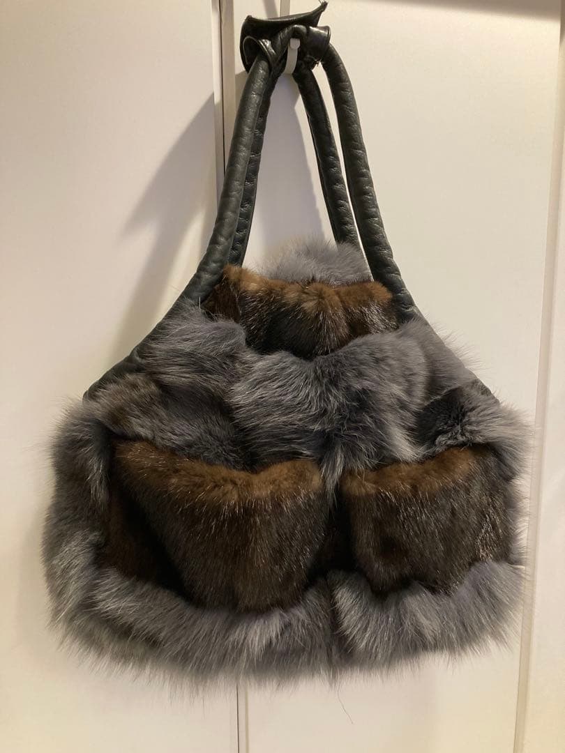 半額以下 リアルファー マシュマロ バッグ