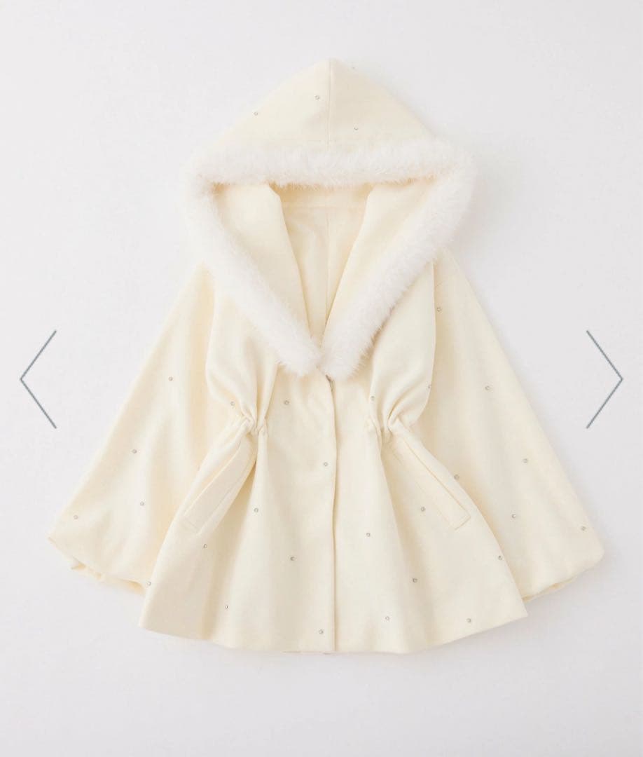 フードフェイクファービジューミドルコート　ナイスクラップ　オフホワイト