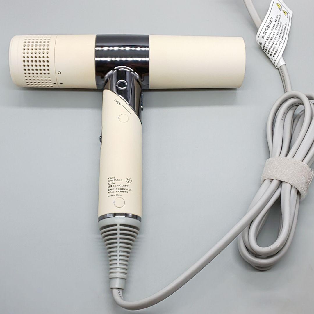 絹女　キヌジョ　KINUJO 大風量マイナスイオン ドライヤー《正規品》980