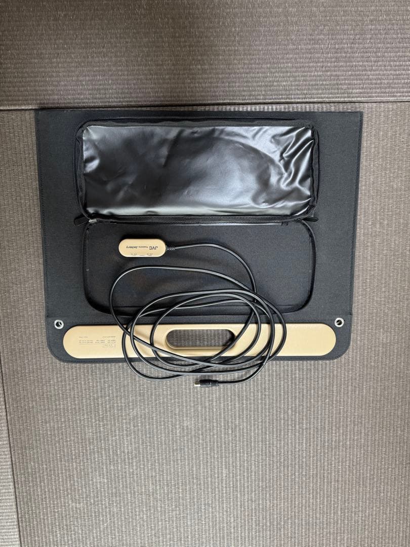 JVC ポータブルソーラーパネル　BH-SP68-C/延長ケーブル　BH-SC5