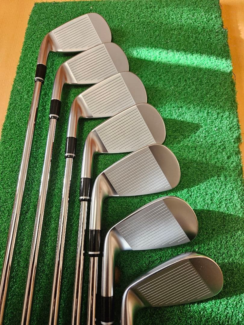 プロギア　０３　アイアン　５～PW AW ７本　２０２５モデル！