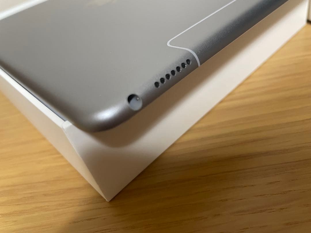 iPad Pro 9.7インチ 32GB ブラック 本体