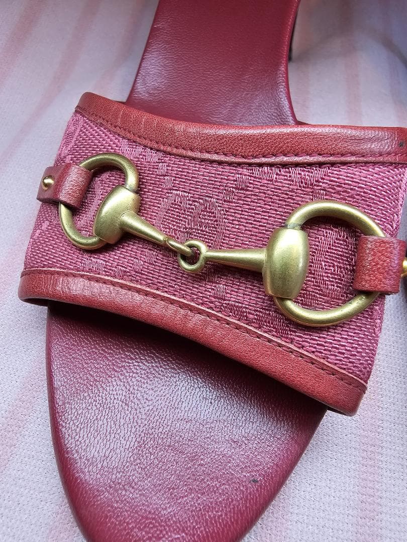 ヴィンテージ グッチ ラズベリー モノグラム キャンバス ホースビット