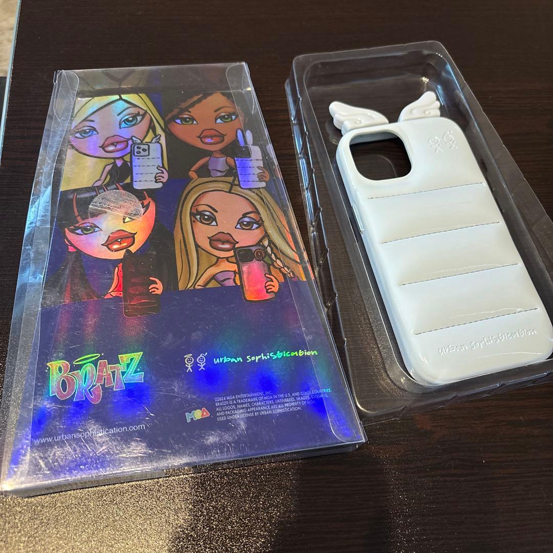 iPhoneアクセサリー urbansophistication cloe iPhone 15