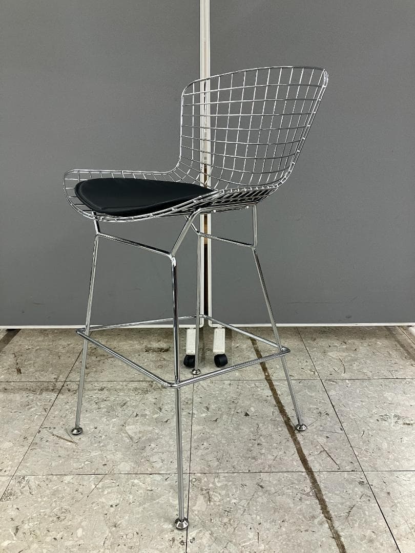 ハイチェア N plus リプロダクト ハリー・ベルトイア シルバー①