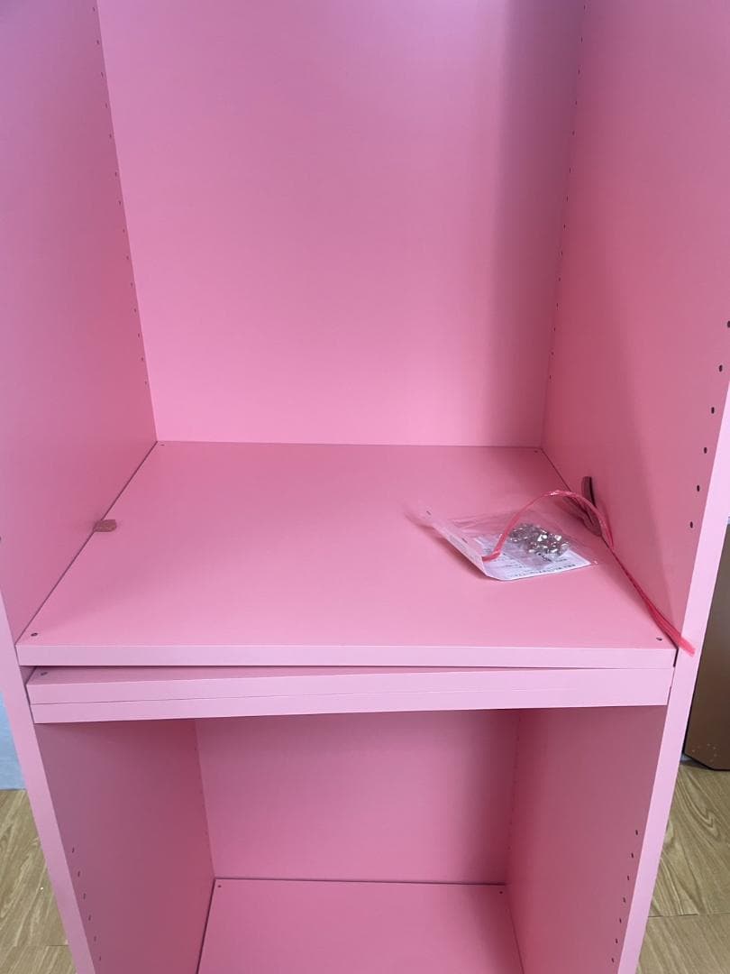 K♢153 Arne 本棚 ピンク一列６段 H-001 未使用アウトレット