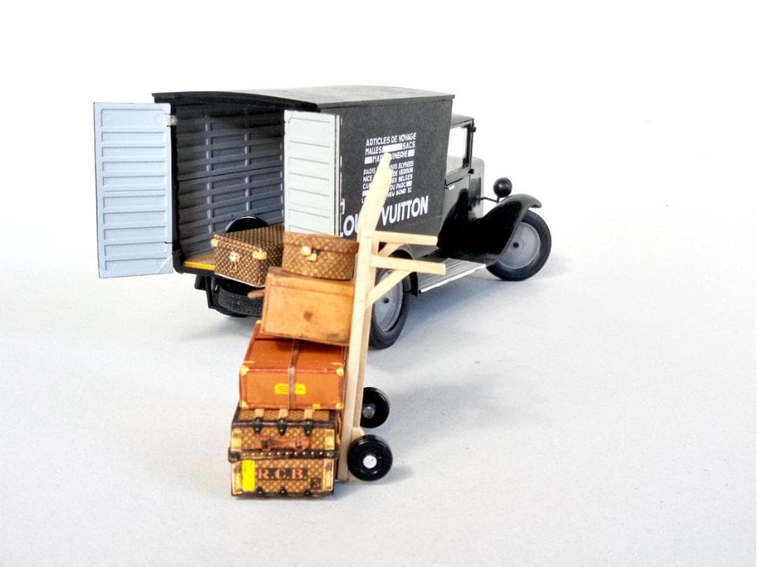 ガレット製作　アンティーク　 L.Vuitton ミニチュアトラックセット