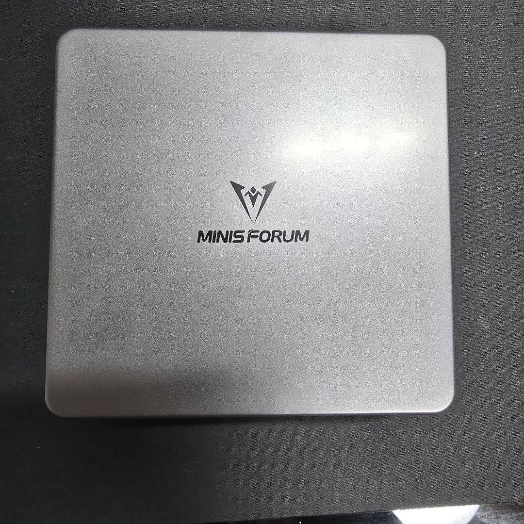 MINISFORUM UM790 Pro 本体＋周辺機器付