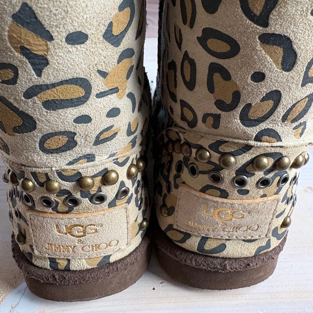 UGG×Jimmy CHOOヒョウ柄スタッズ　ムートンブーツ