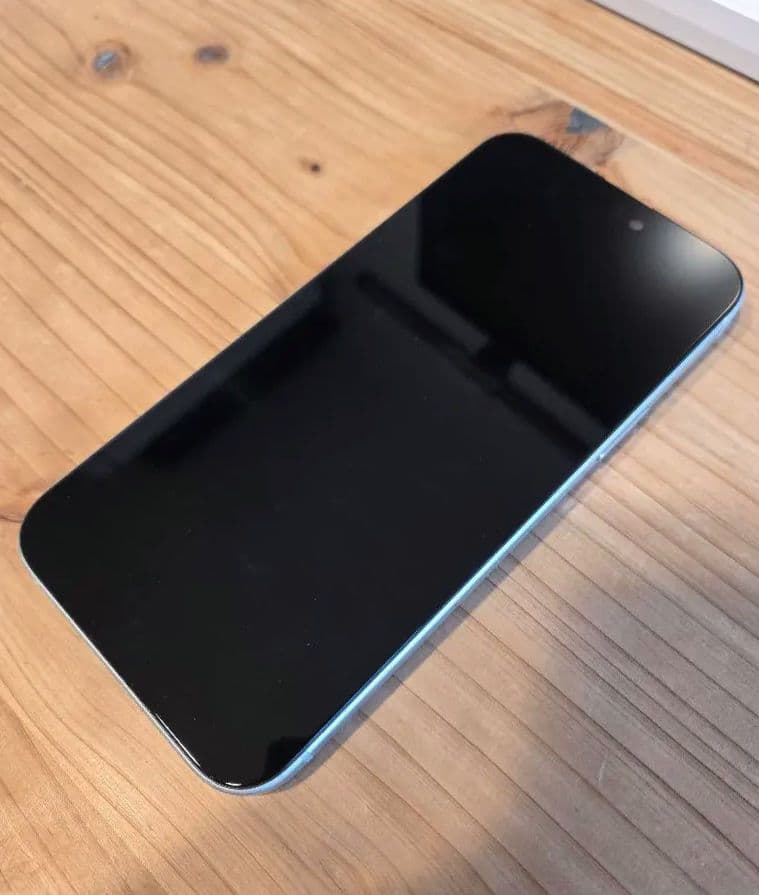 【画面傷無し】iPhone 15plus 128GB SIMフリー グリーン