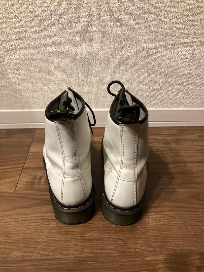 m*o様 ドクターマーチン　1460 UK9 ホワイトレザー レースアップブーツ