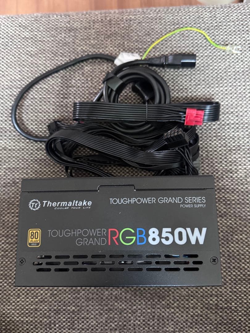 シ*ジ様 eGPU （外付GPU）RX9060XT他4点セット