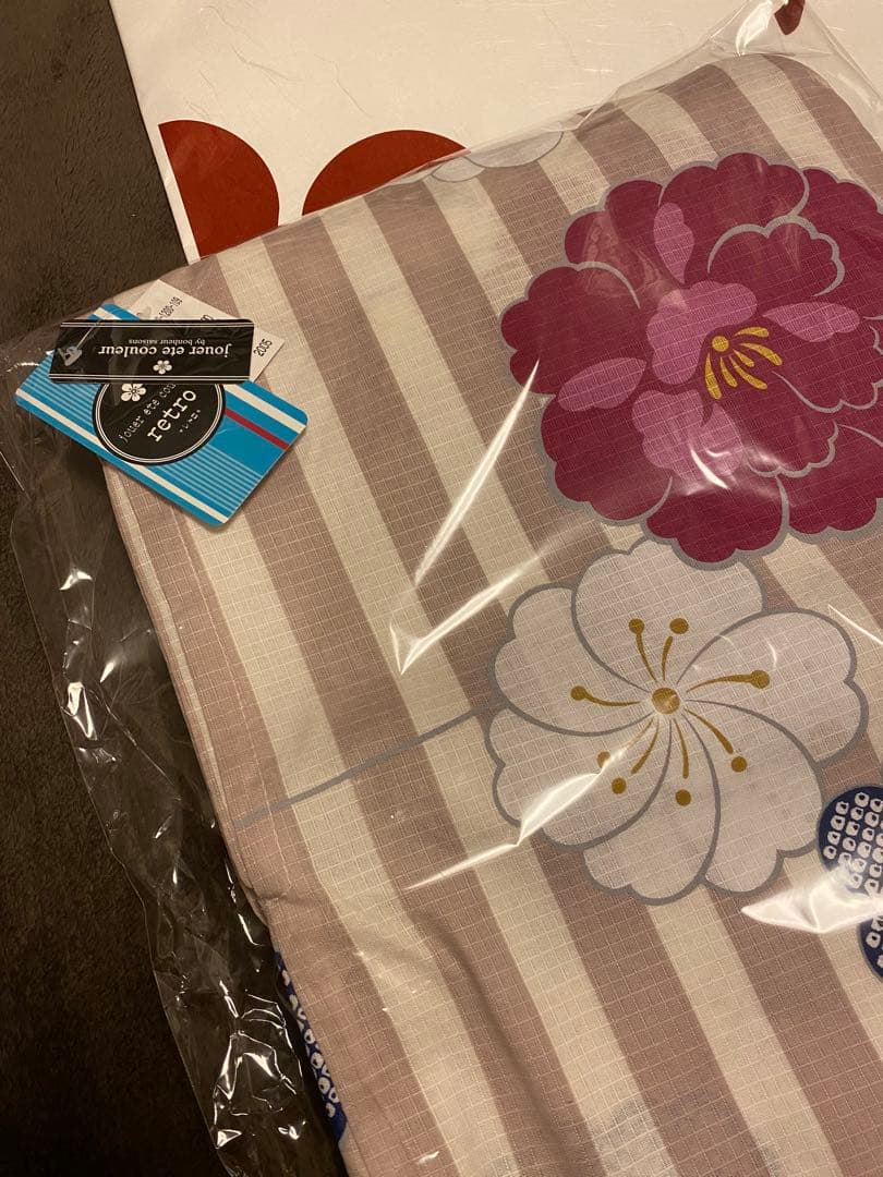 新品未使用 ふりふ 浴衣単品「ストライプぼたん」