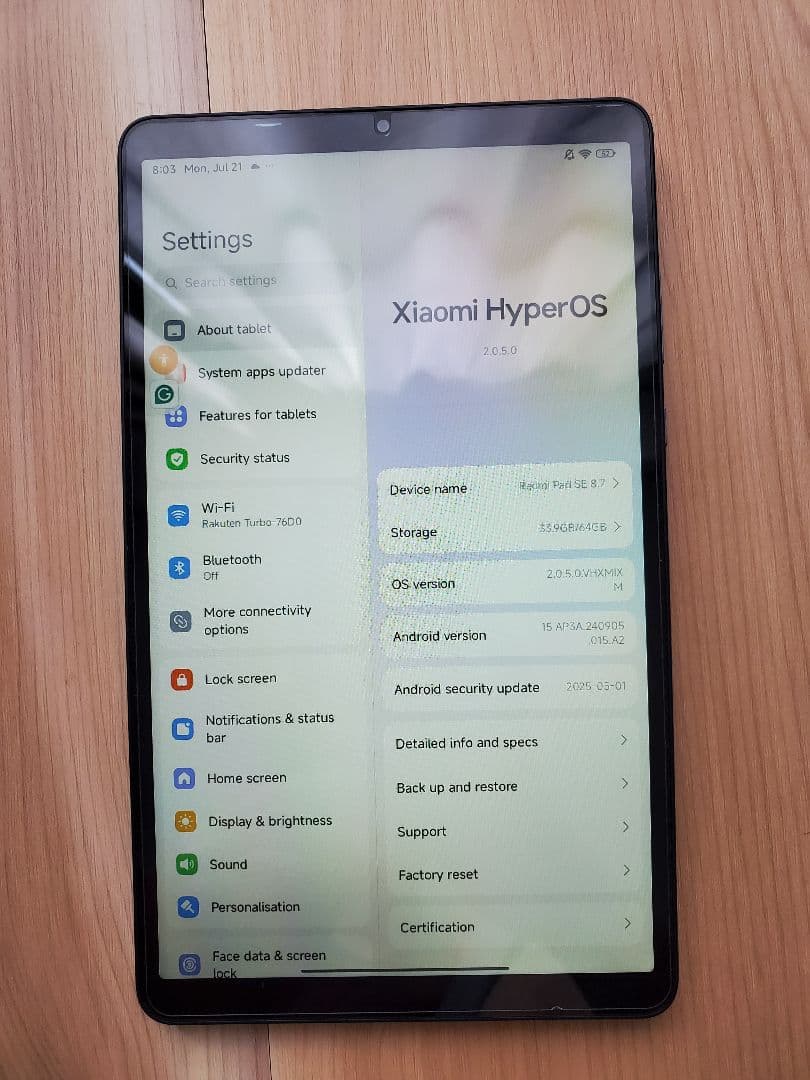 Xiaomi Redmi Pad SE 8.7 HyperOS レッドケース付き