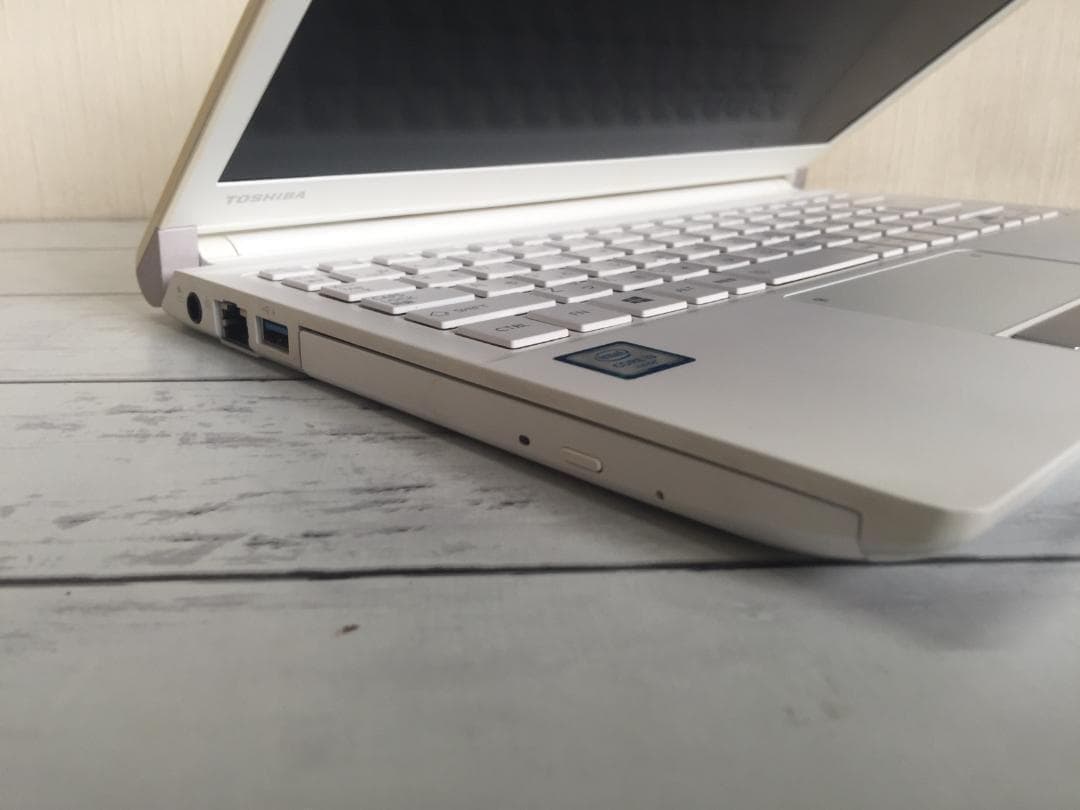 東芝 dynabook RX73/VWQP フルHD 13.3型コンパクトノート