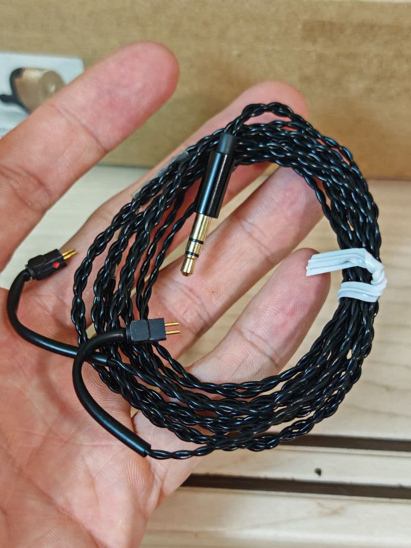 イヤホン Noble Kaiser 10 Universal Black RoseGold