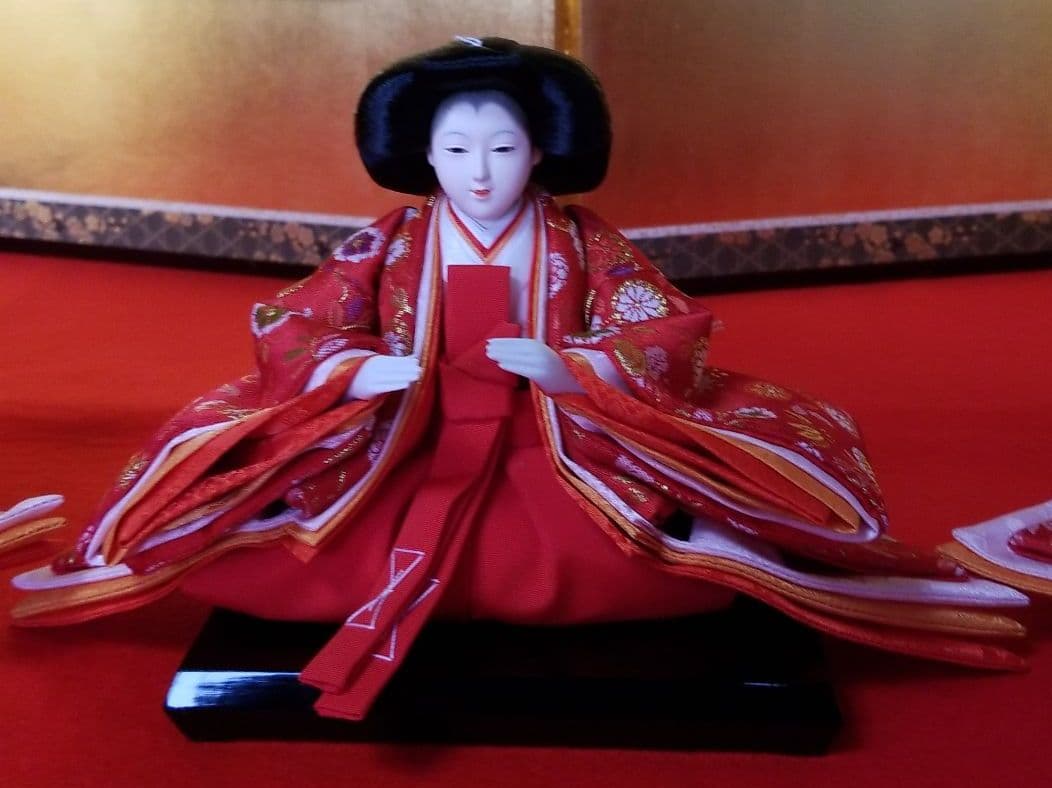 雛人形　三人官女　赤