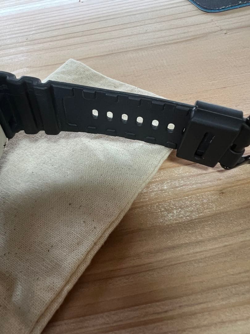 時計 CASIO G-SHOCK DW-H5600