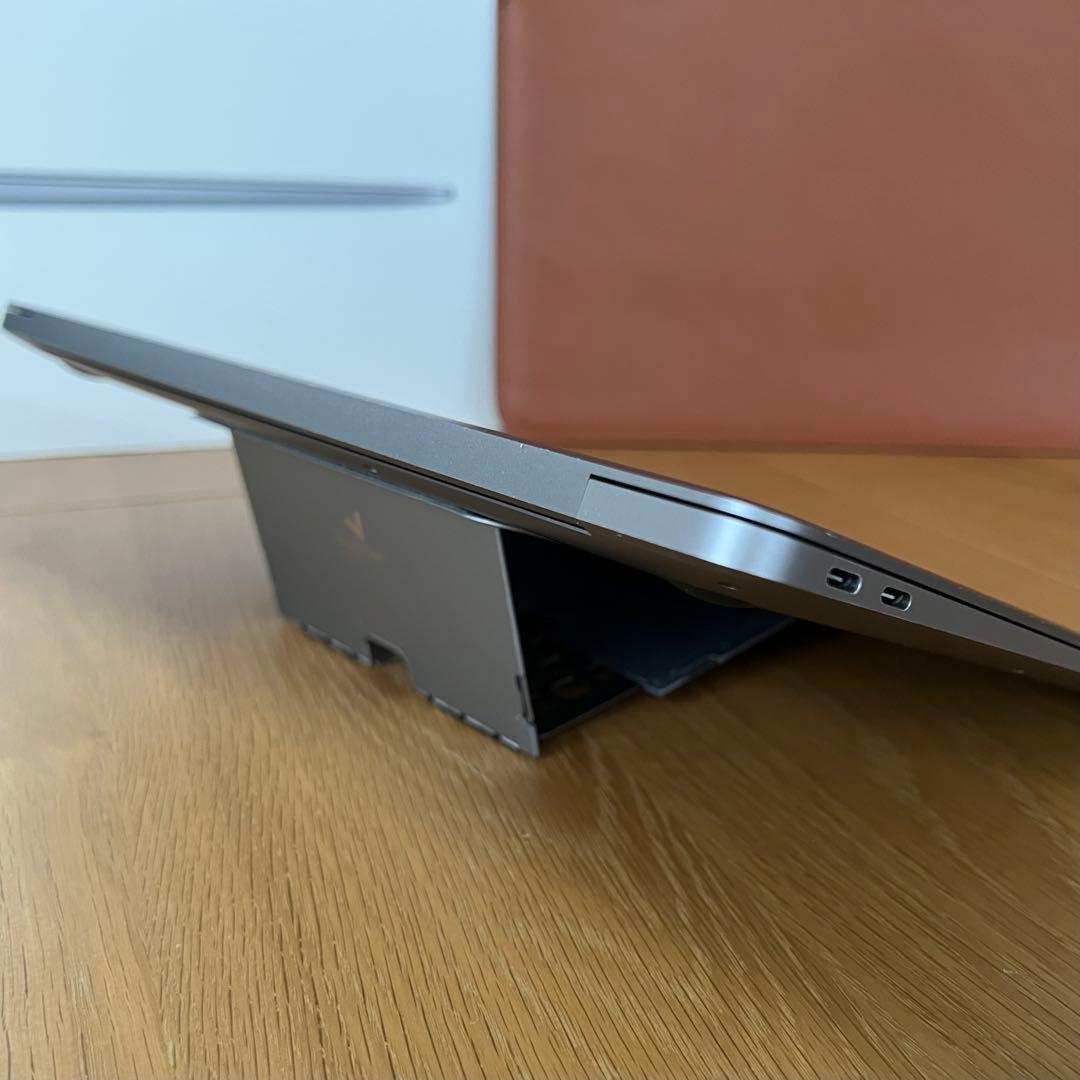 MacBook本体 MacBookAir2020 13in Corei7/16GB /1TB SSD