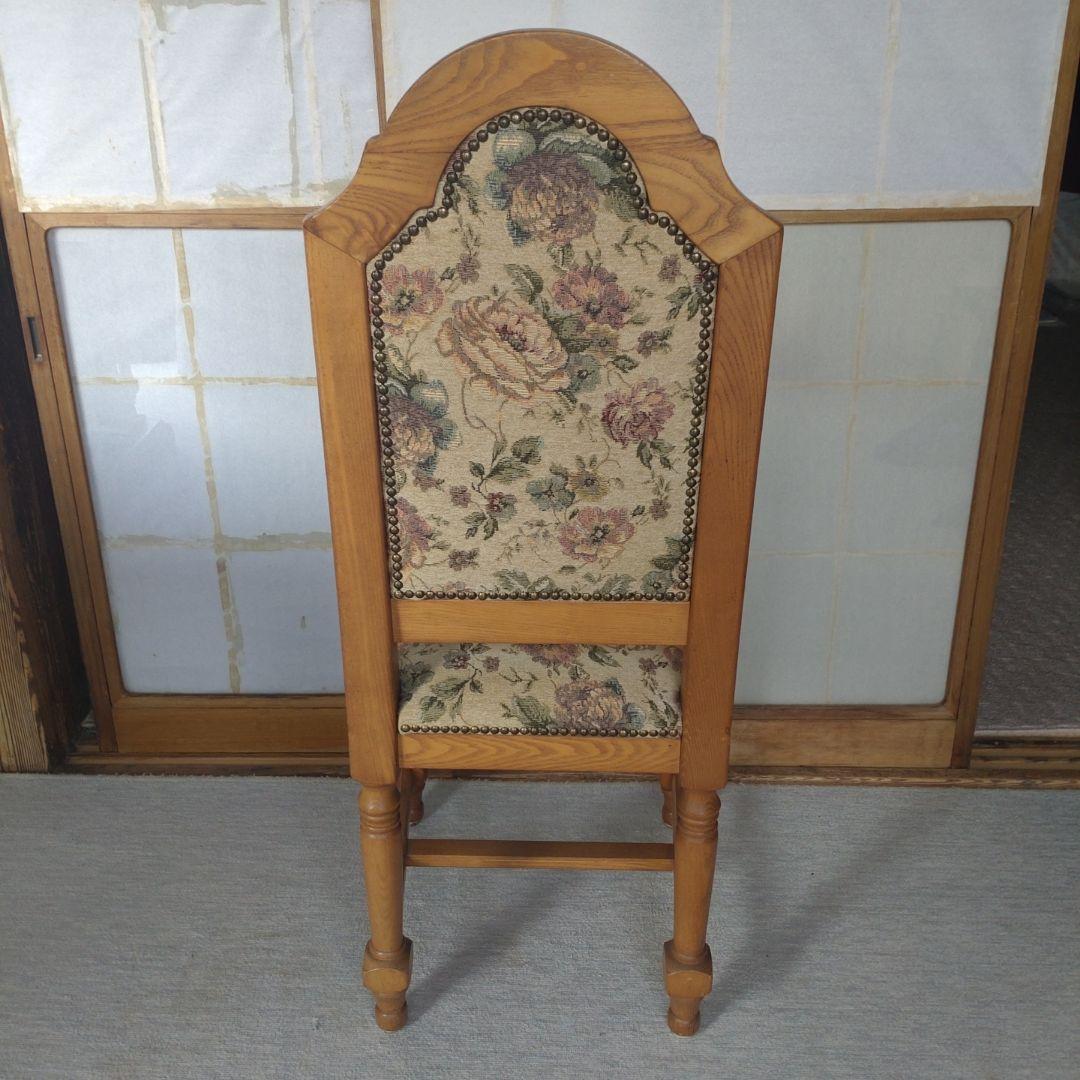 【英国アンティーク調】ダイニングチェア ゴブラン織 花柄 鋲打ち 木製　3/4