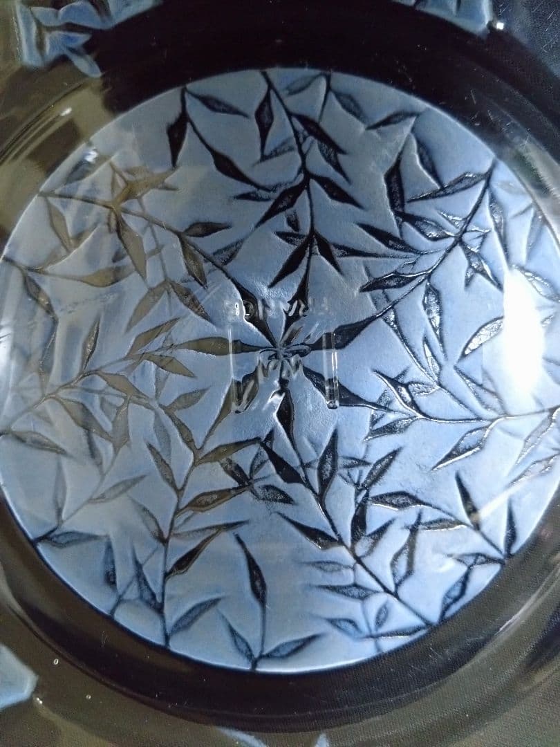 ルネ　ラリック　R LALIQUE 雛菊文　パチネ彩色　飾り皿　美品