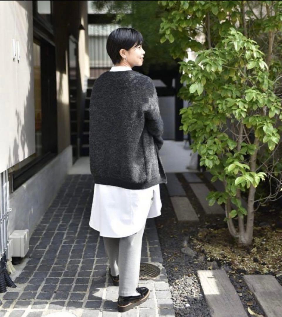 OUR 洗えるアルパカ混ふんわりニット