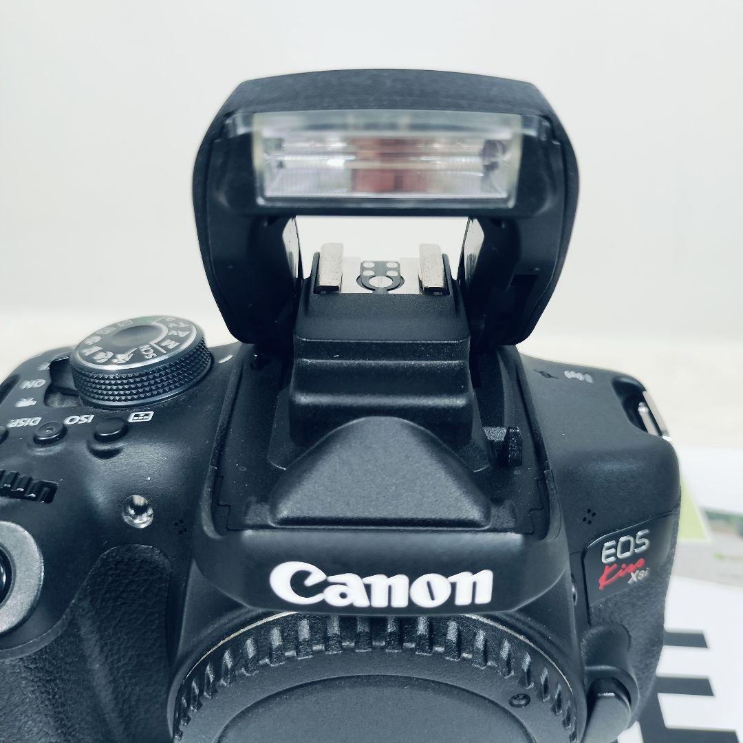 【完品☆動作確認済】Canon EOS Kiss X8i　ダブルズームキット