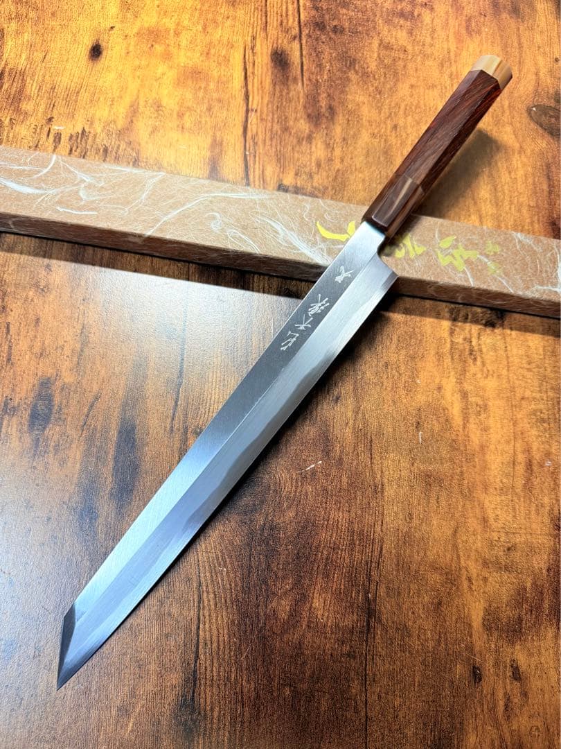 森本光一作　左用　刺身 切付　青鋼 紋鍛錬 尺　紫檀白水牛八角柄