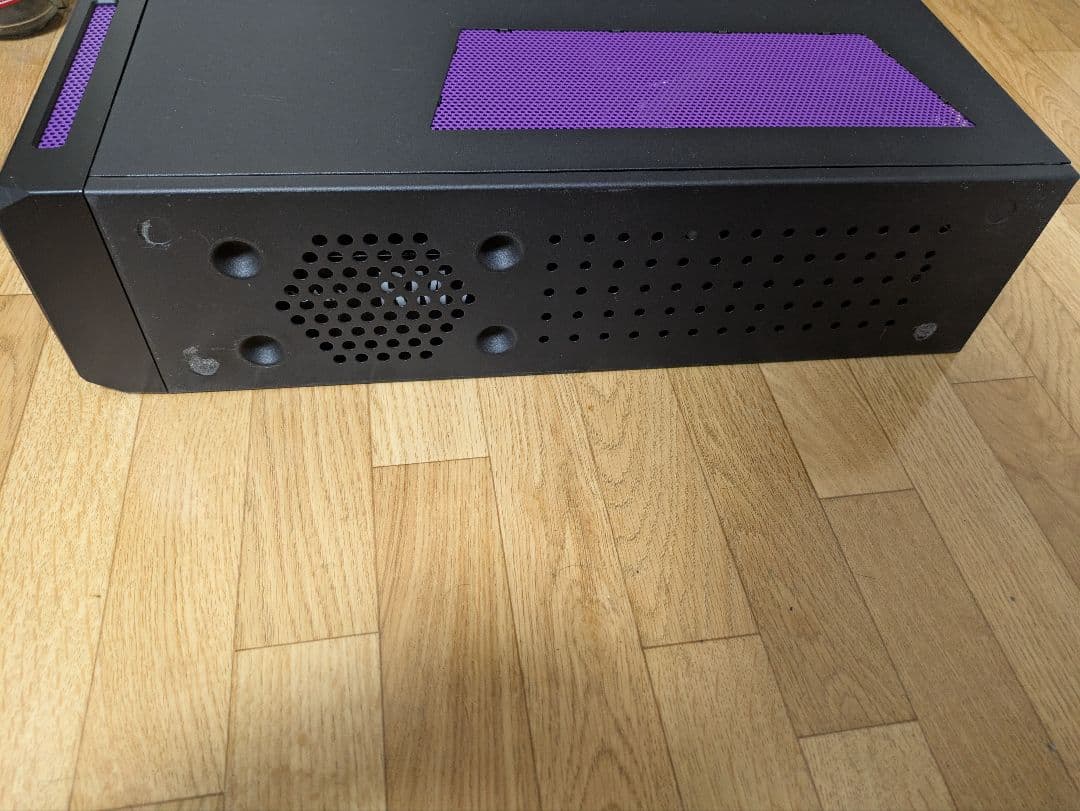 小型ゲーミングPC