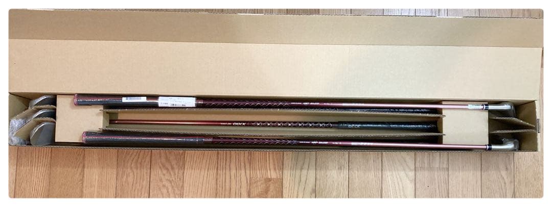 【新品】　ゼクシオ　13 レディース　アイアン　ボルドー　Ｌ　5本　セット