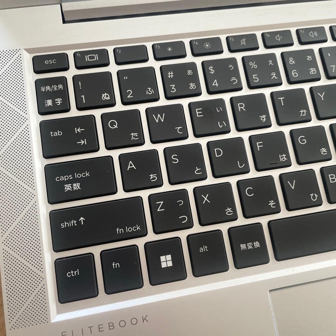 【極美品】HP EliteBook i7 2022年製 メモリ16 SSD512