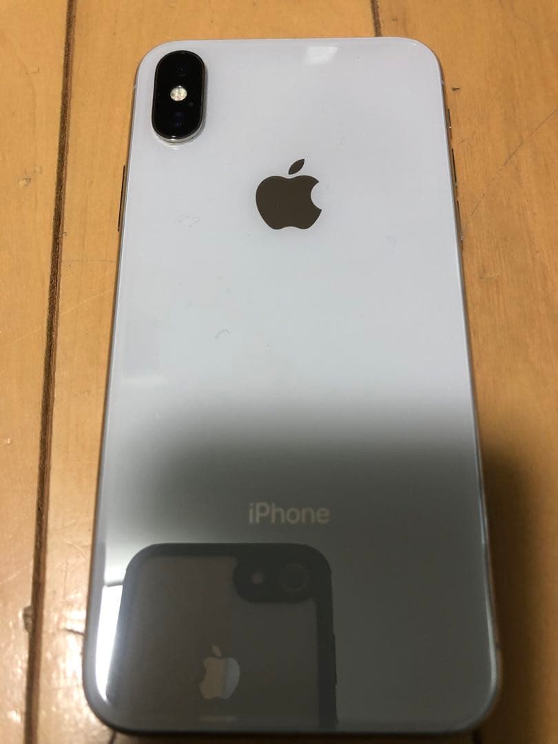 iPhone X 256G シルバー SIMフリー（コメント修正しました）