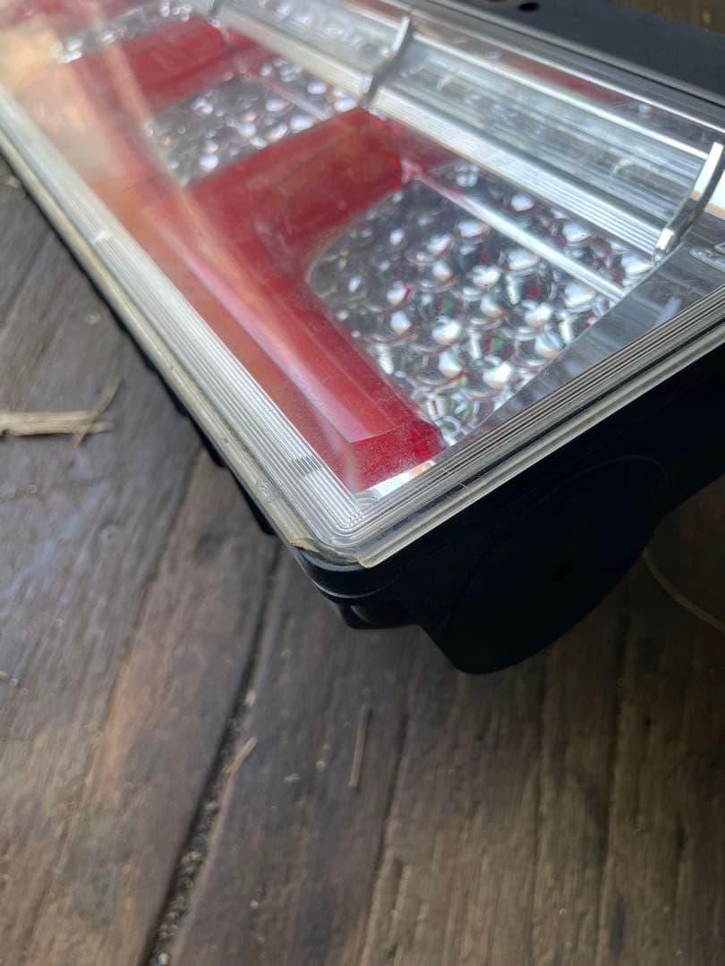 小糸 シーケンシャル テールランプ 左右セット