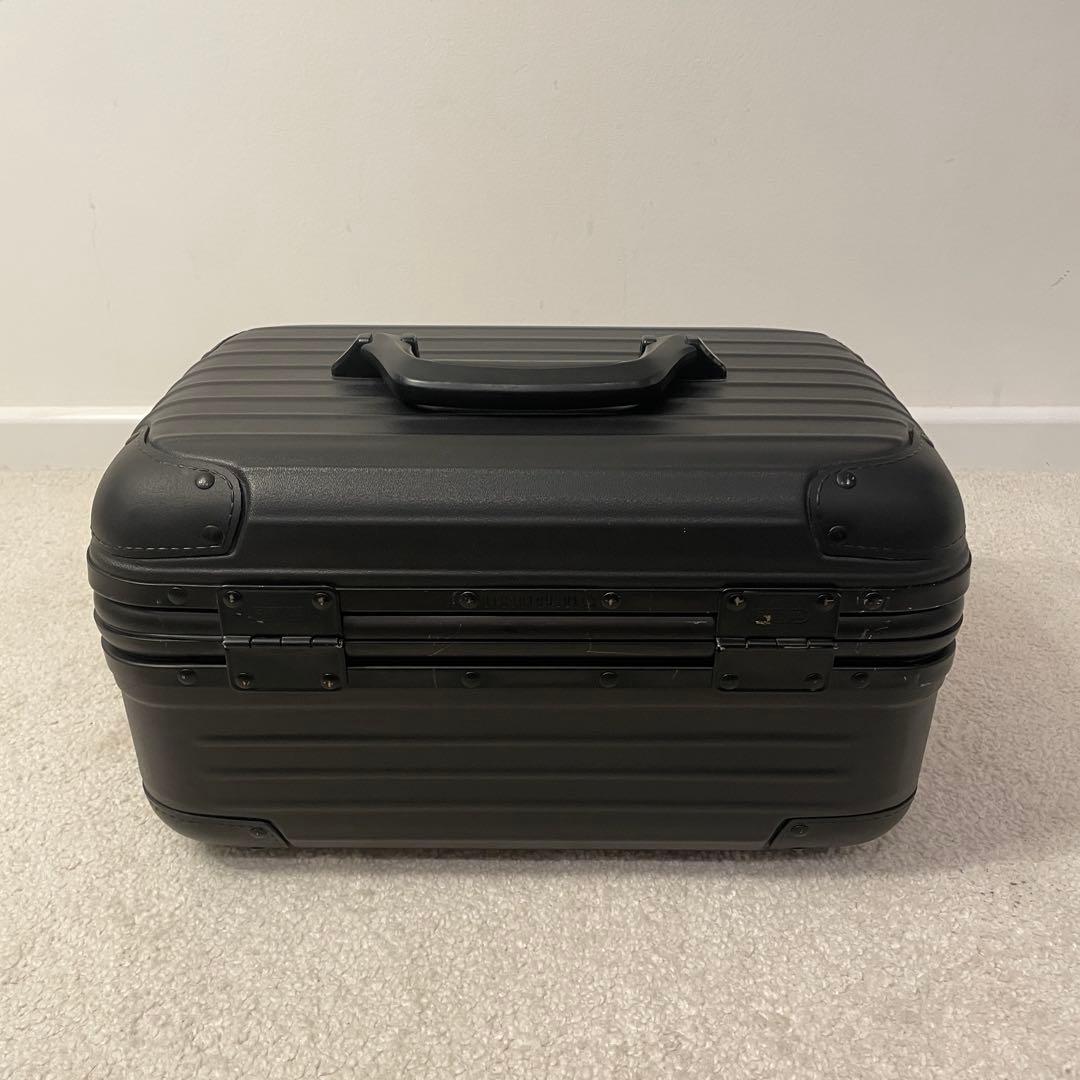 リモワ ルフトハンザ Black Classicビューティケース マットブラック