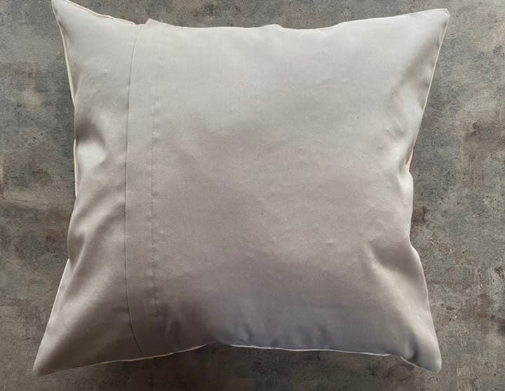 ウズベキスタン製 シルク スザニ刺繍 クッションカバー 48×45 SZN714