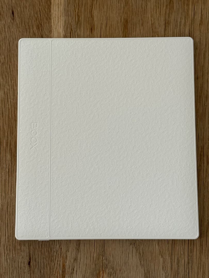 BOOX Go Color 7 + 純正マグネティックケース（ホワイト）